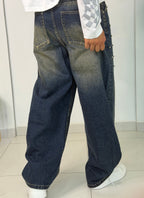 Jeans Baggy Denim Scuro con Perle Applicate ed Effetto Vintage