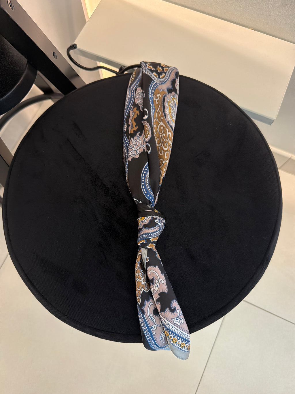 Pezzella’s Foulard Arabian
