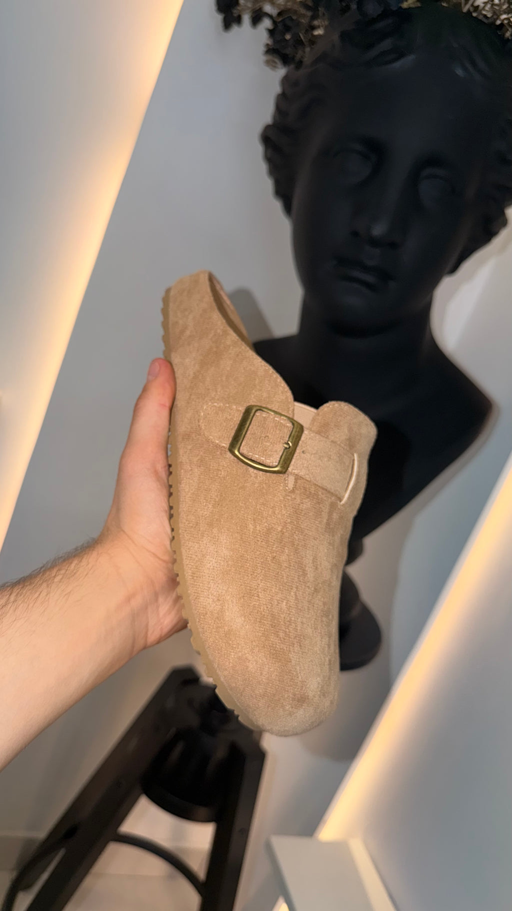 Pezzella’s MOOD “birkenstock” close