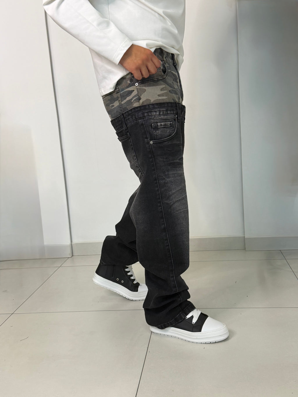 Jeans Baggy Layered Camo e Black Denim / Wide Leg Effetto Doppio Pantalone