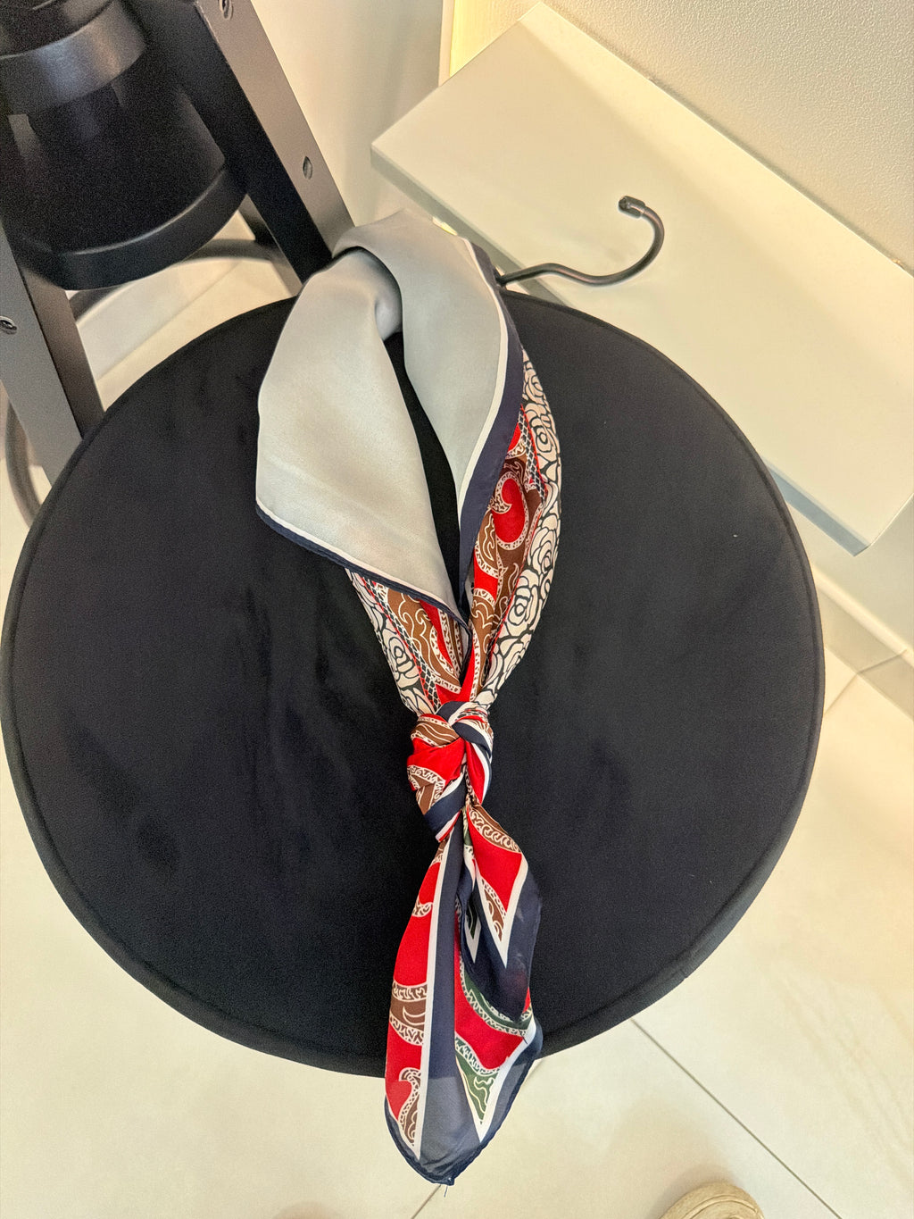 Pezzella’s Foulard Marino
