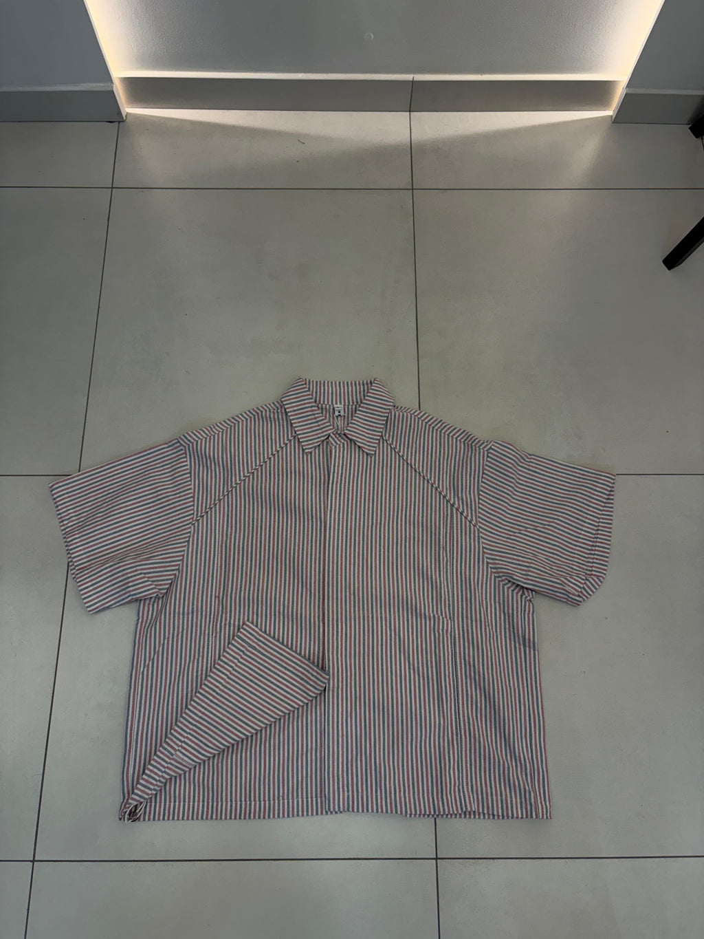 Camicia cropped regolabile
