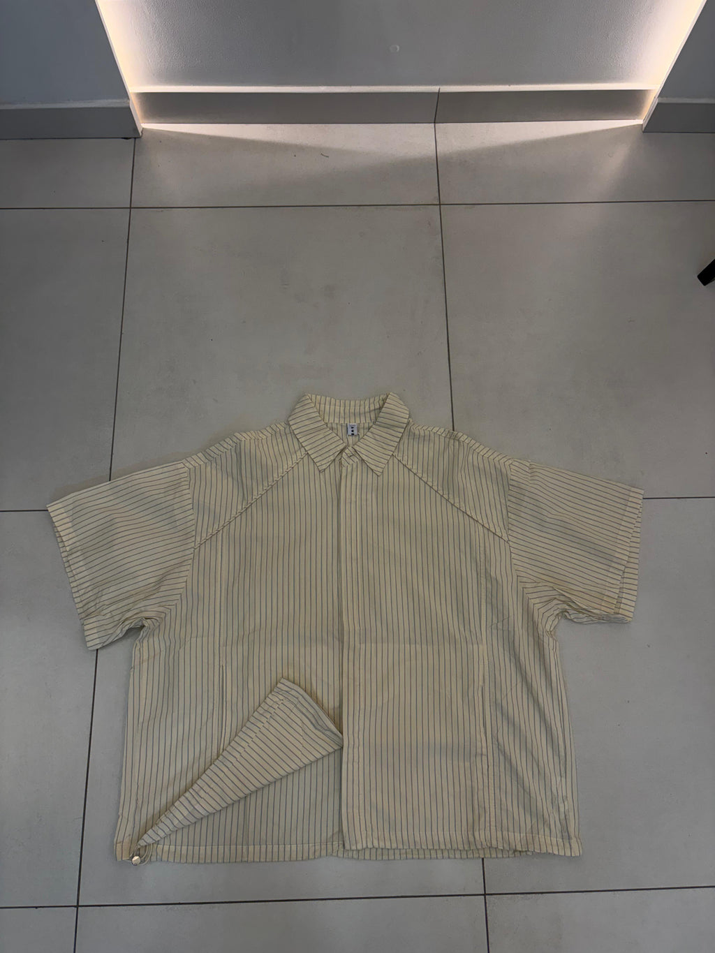 Camicia cropped regolabile